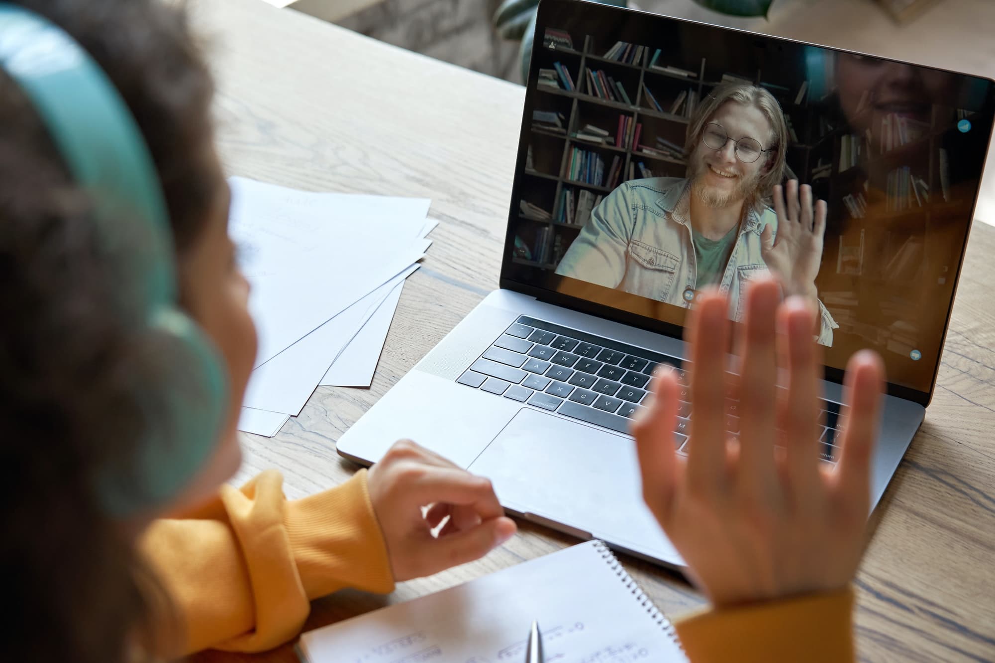 Lee más sobre el artículo Cómo aprender idiomas en casa