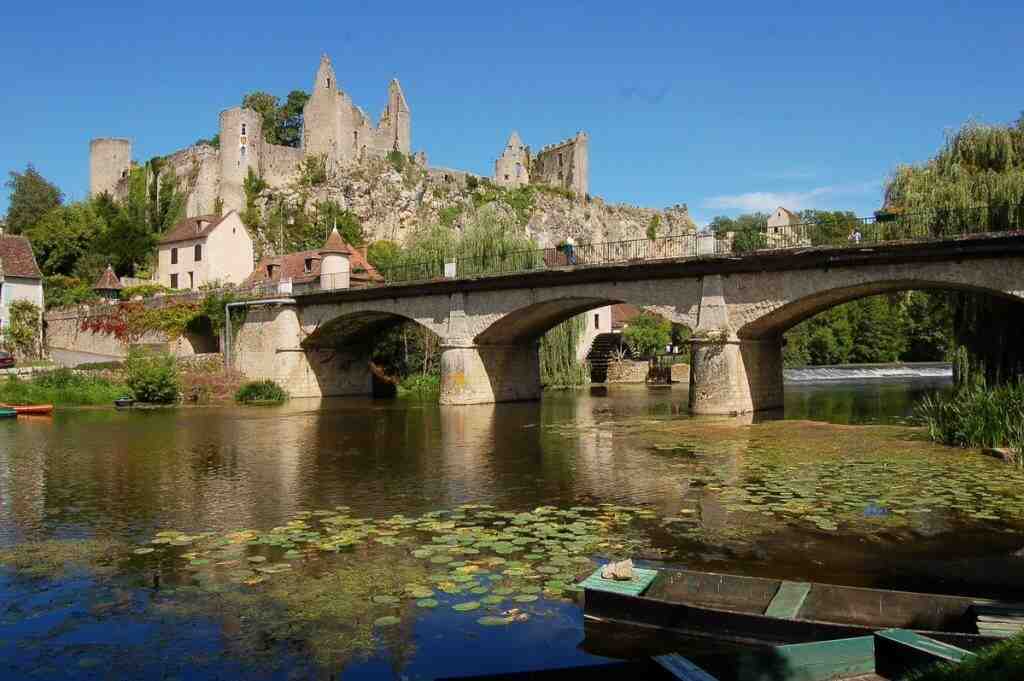 Angles-sur-l’Anglin