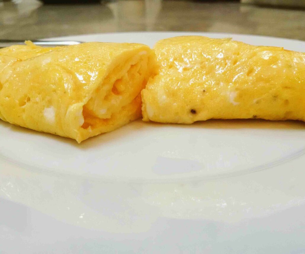Cómo hacer la tortilla francesa perfecta paso a paso: receta básica y trucos para que salga bien jugosa