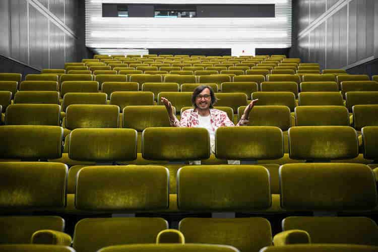 Lee más sobre el artículo Panteón Rococo alza su voz contra la violencia y la impunidad en cortometraje Ofrenda